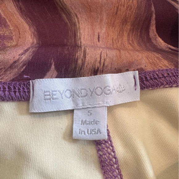 Beyond Yoga Marble High Waisted Midi Legging in Serene Marble size small womens - Picture 9 of 9